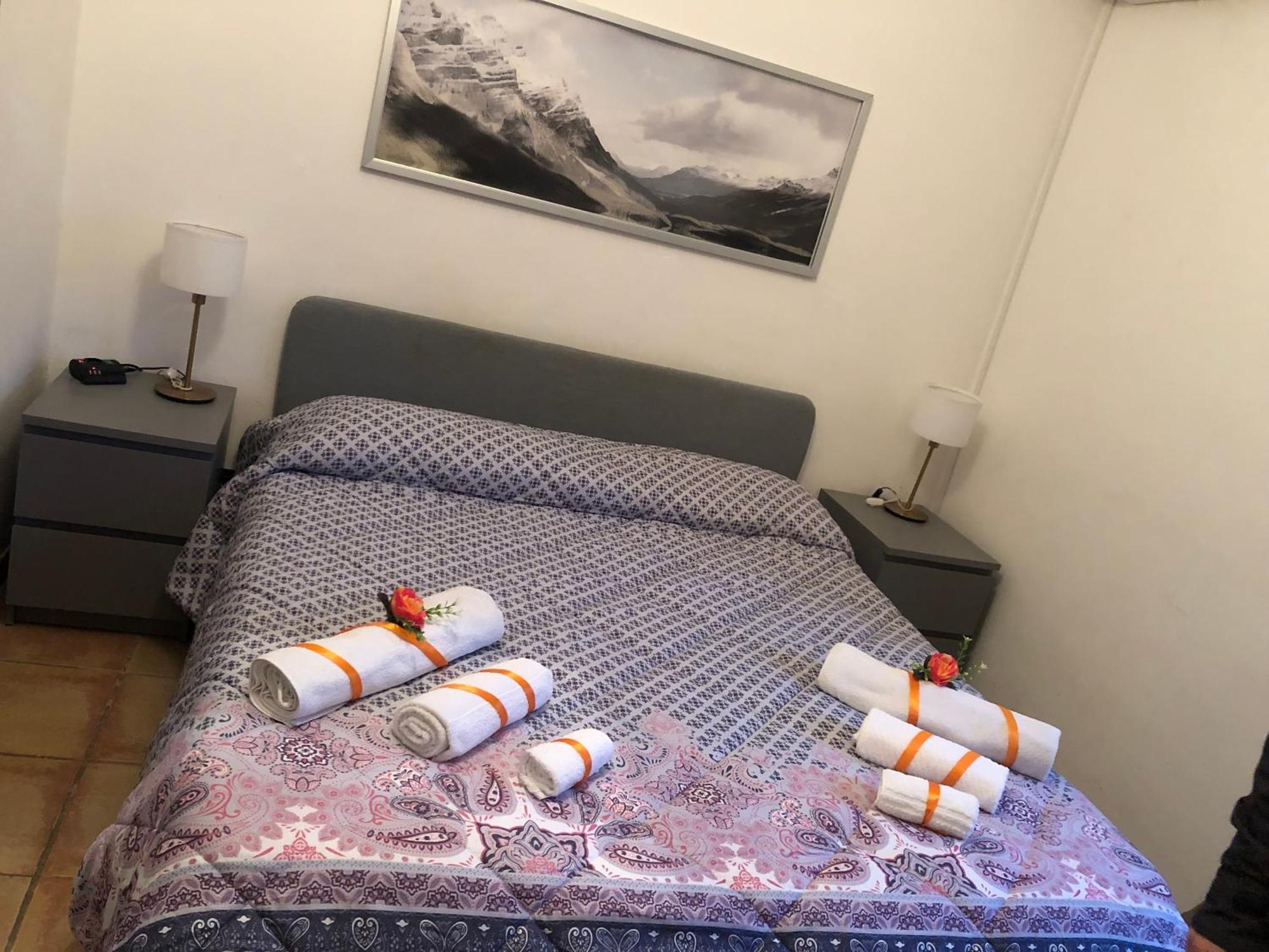 Bed and Breakfast La Finestra Di Umberto Vicino Al Centro Con Parcheggio Privato Витербо Экстерьер фото