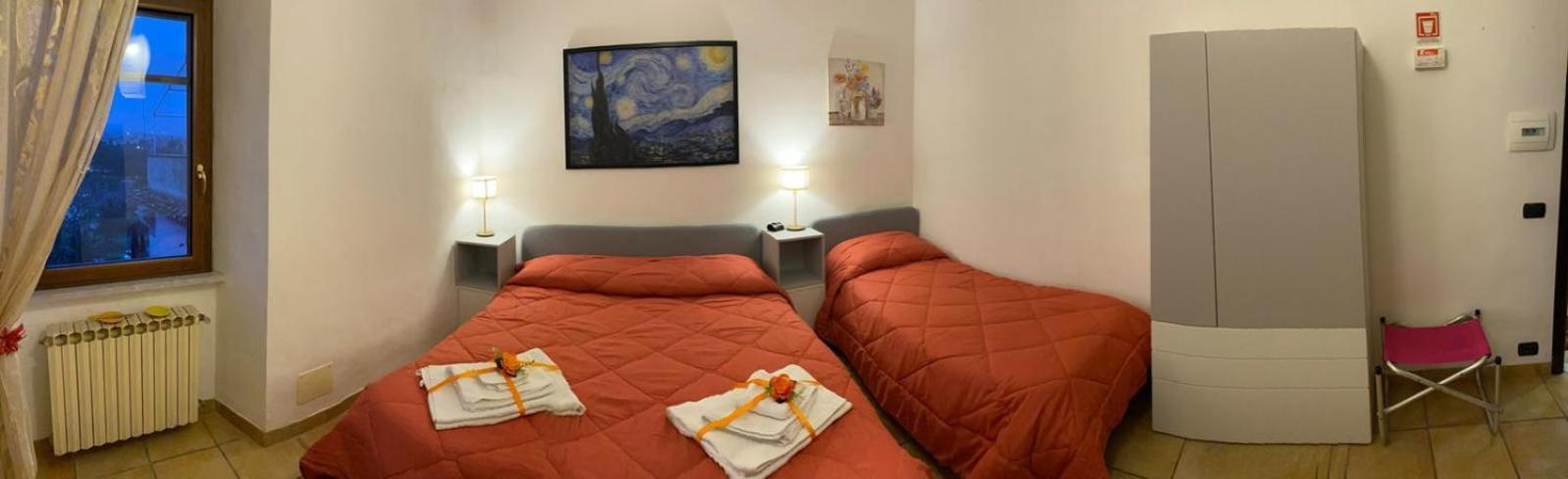 Bed and Breakfast La Finestra Di Umberto Vicino Al Centro Con Parcheggio Privato Витербо Экстерьер фото