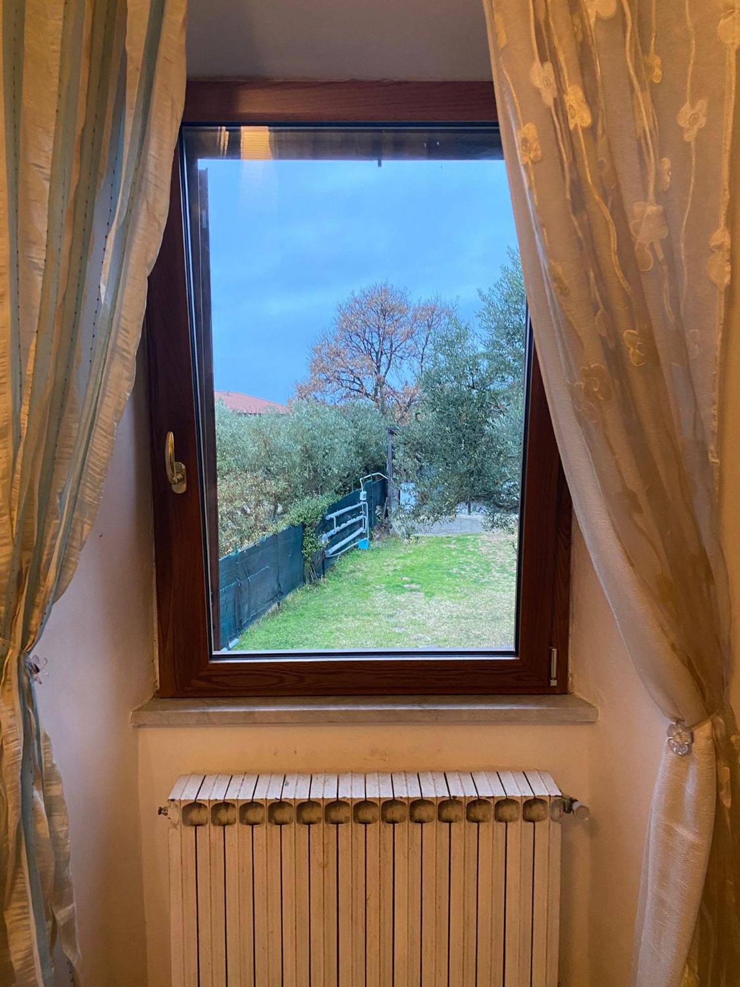 Bed and Breakfast La Finestra Di Umberto Vicino Al Centro Con Parcheggio Privato Витербо Экстерьер фото